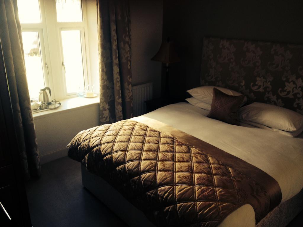 Mansion House Hotel Elgin Zimmer foto