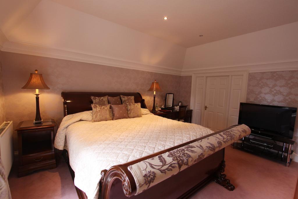 Mansion House Hotel Elgin Zimmer foto